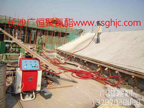 聚氨酯設(shè)備噴涂