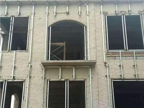 超細(xì)無(wú)機(jī)纖維噴涂